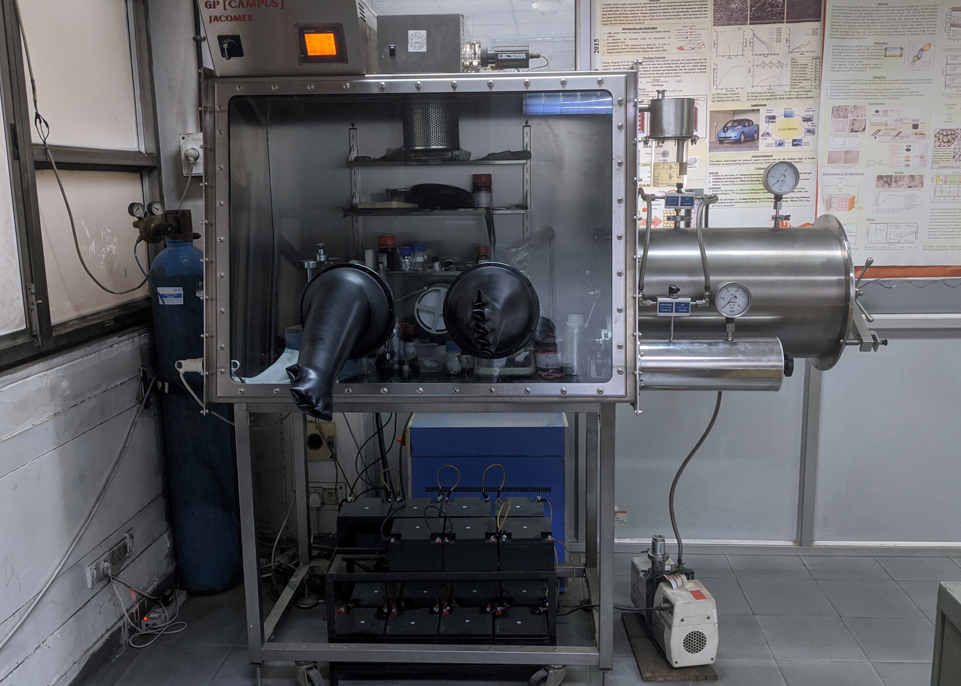 Vacuum Glove Box